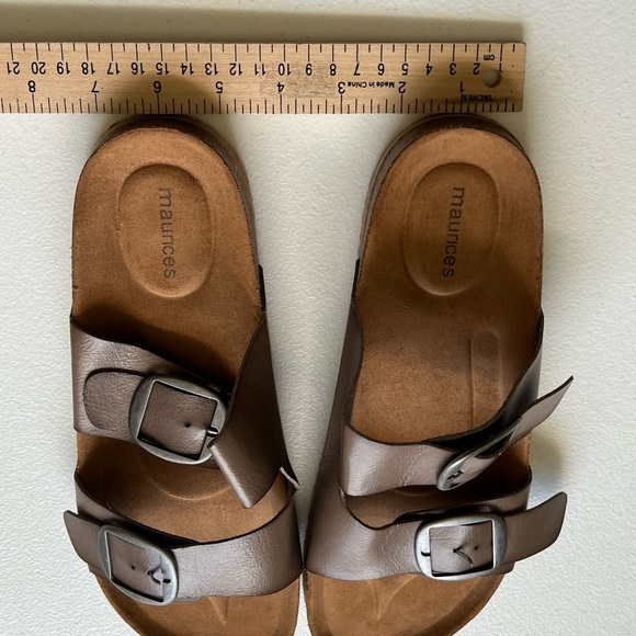 Maurices Womens Leather Cork Sole
Double Buckle Strap Slide Sandals
White Sz 10 - Picture 8 of 9